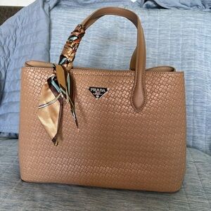 Taupe tote shoulder bag crossbody